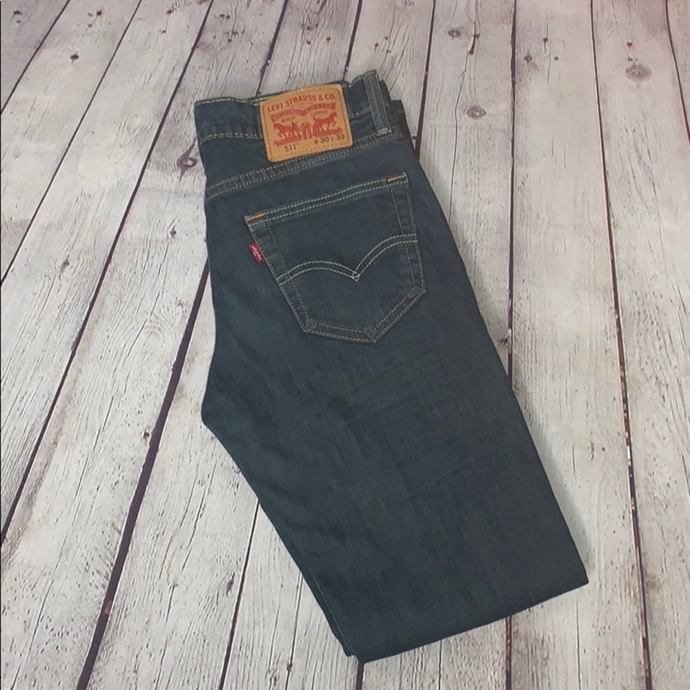 Men’s LEVI’S 511 Jeans 🔥